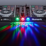 Numark Party Mix - zadní panel s LED modulem